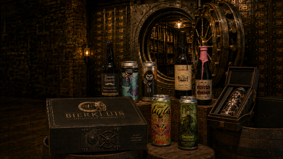 De kluis van De Bierkluis met speciaalbieren voor de open kluisdeur